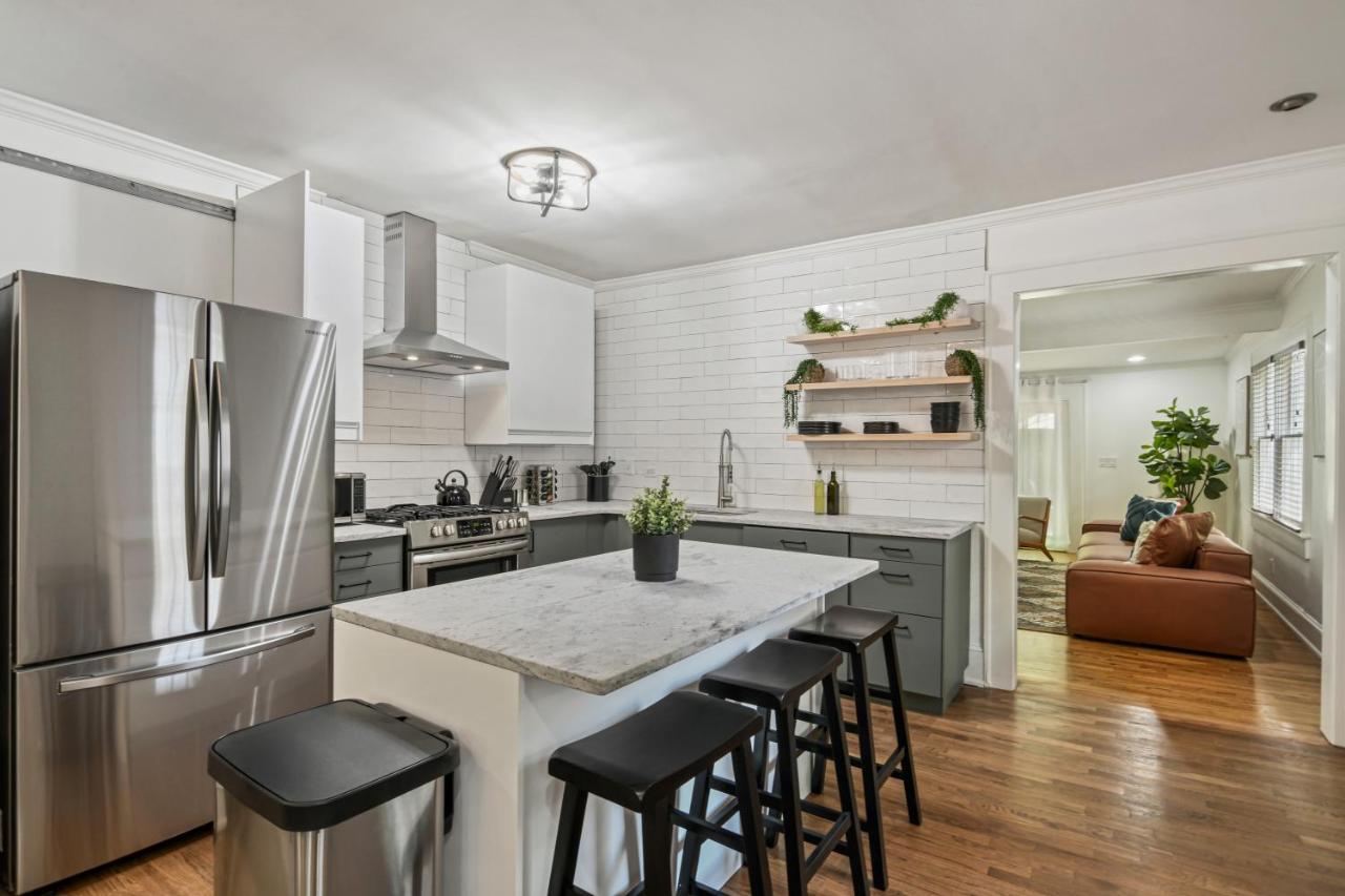 Sun Lit Bungalow With Good Vibes And Lots Of Wine - Designedbydom Атланта Екстериор снимка